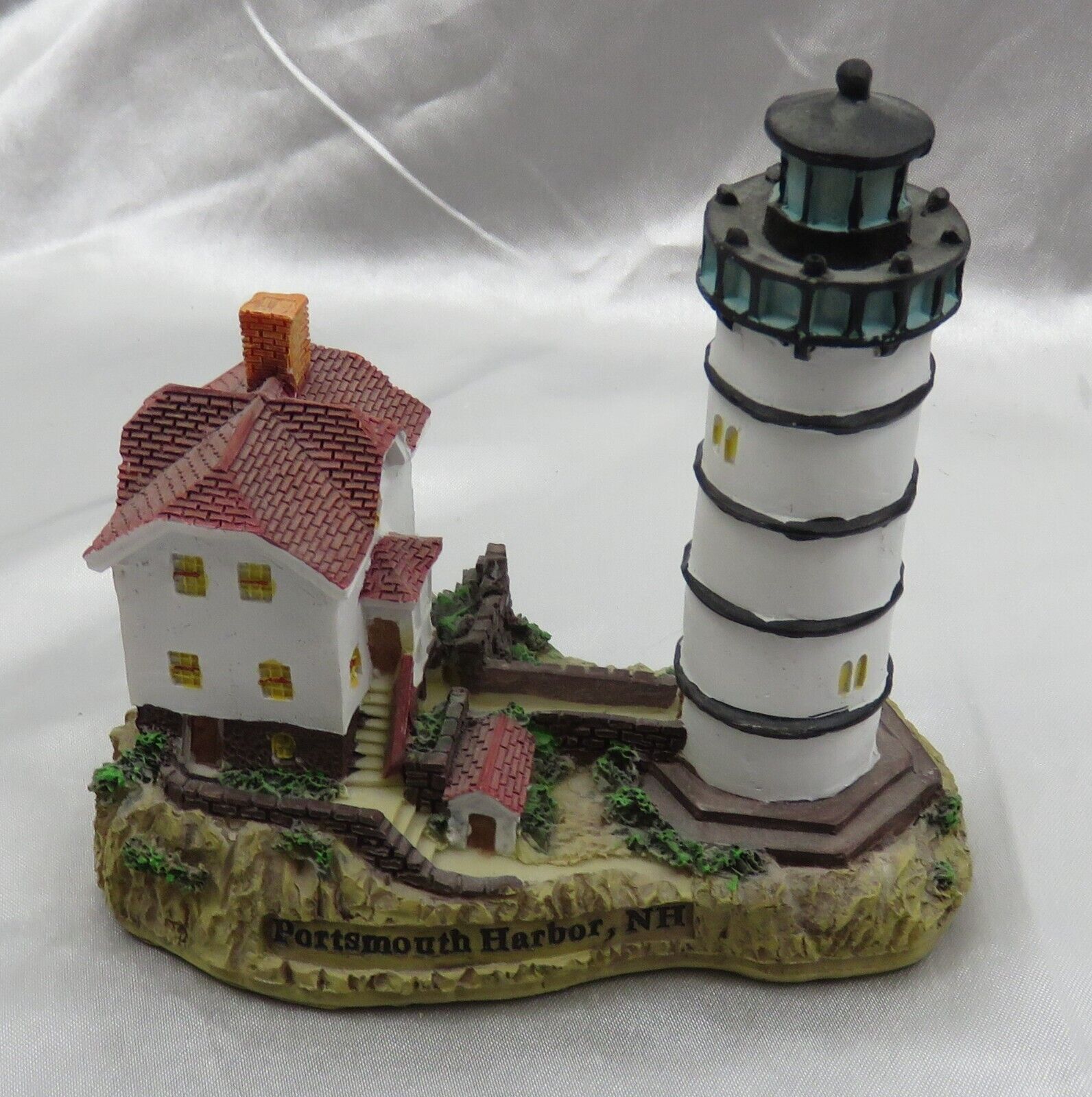 Vintage Collectible Portsmouth Harbor NH Lighthouse Figurine