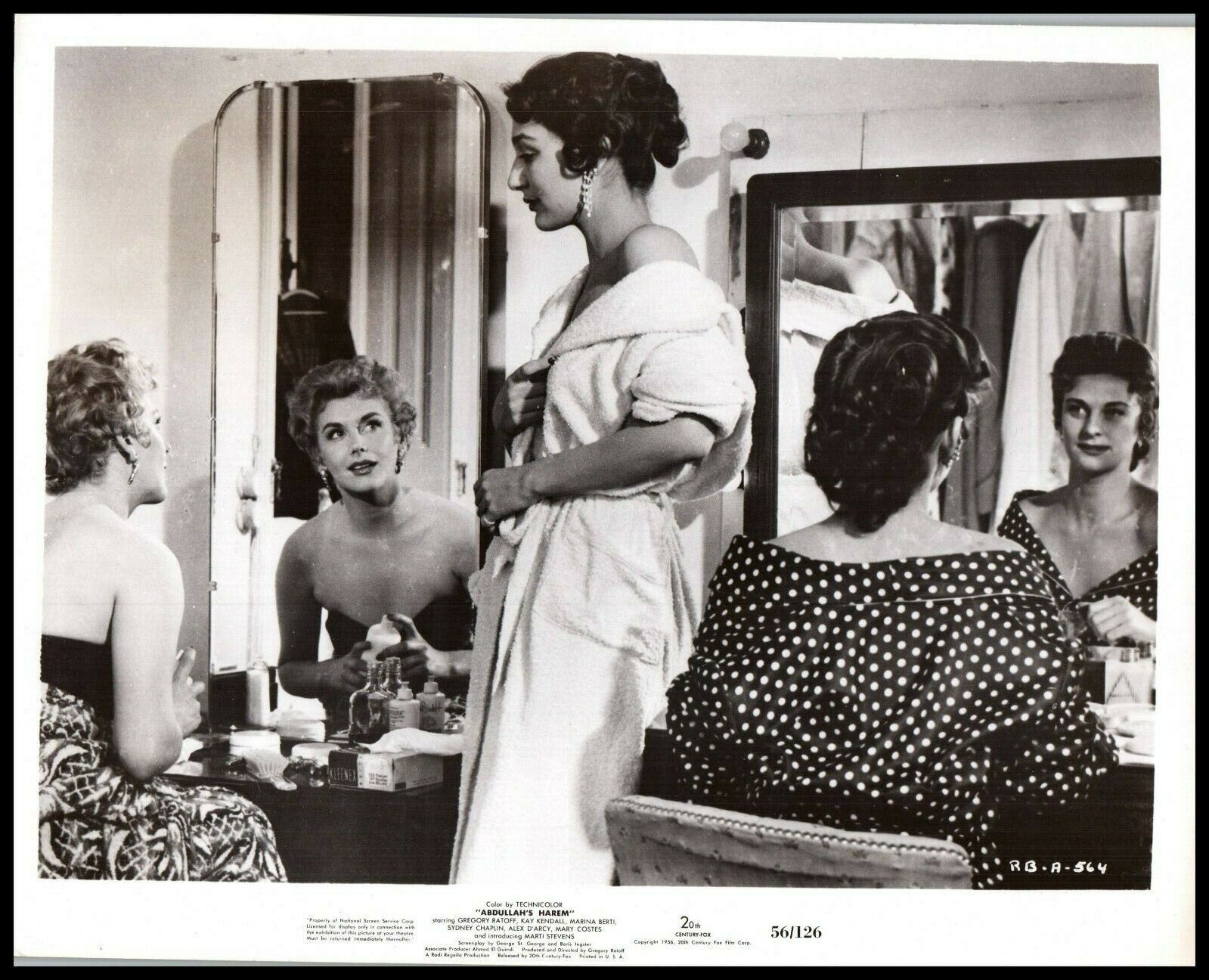 Kay Kendall + Marina Berti in Abdulla´s Harem (1956) ORIGINAL VINTAGE PHOTO M 66
