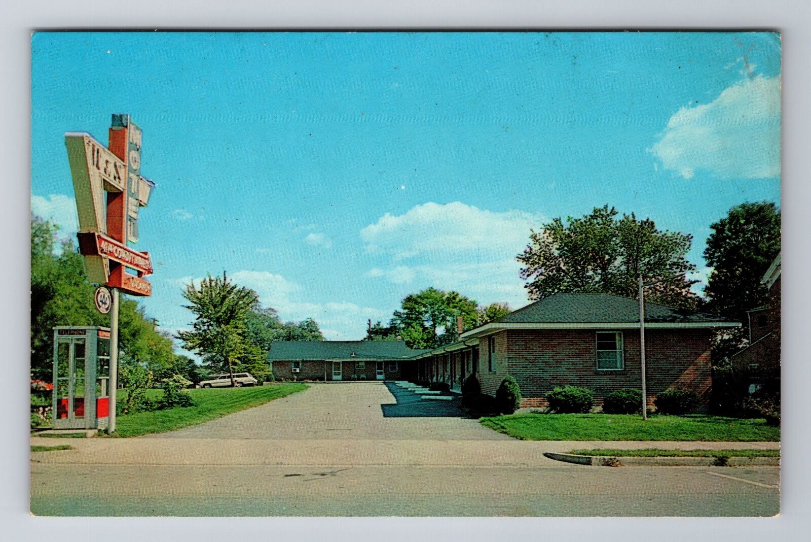 Paris, KY-Kentucky, R&S Motel, U.S. 68, c1960 Phonebooth, Vintage Postcard