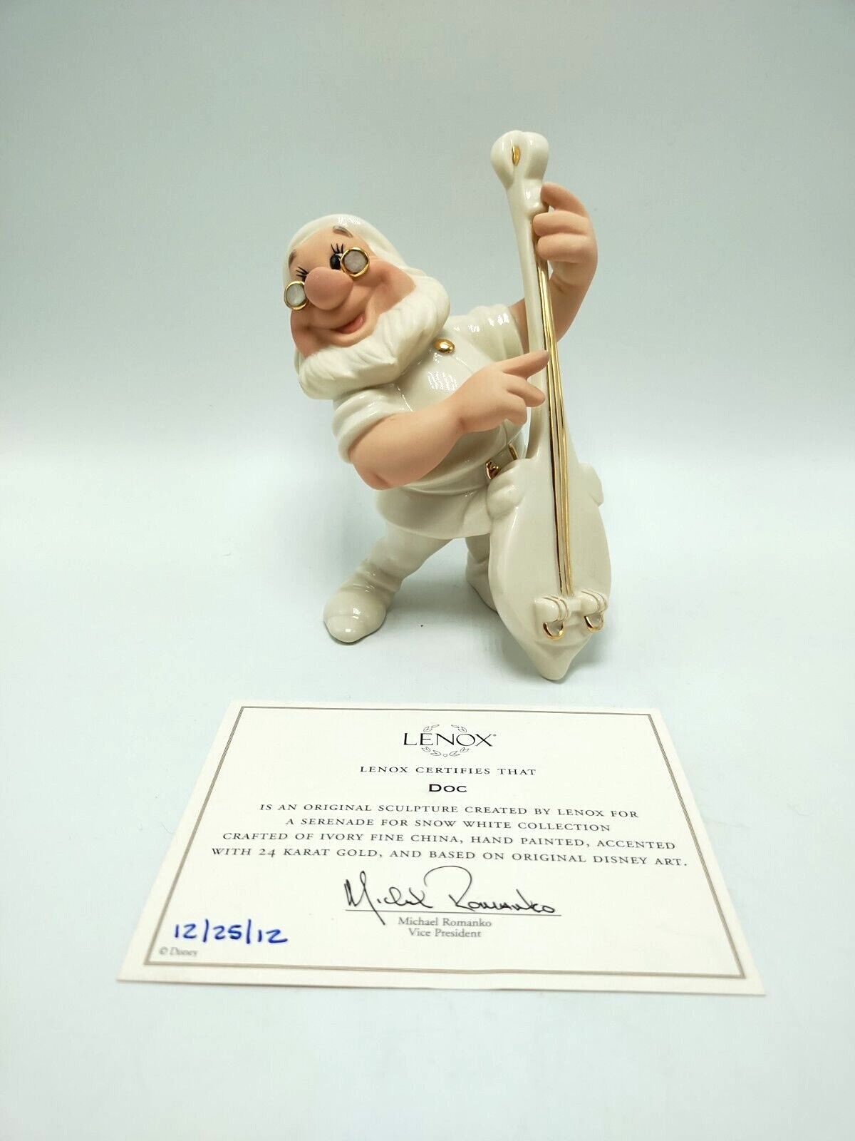 A Serenade For Snow White Collection Doc Disney Showcase Lenox Figurine, Retired