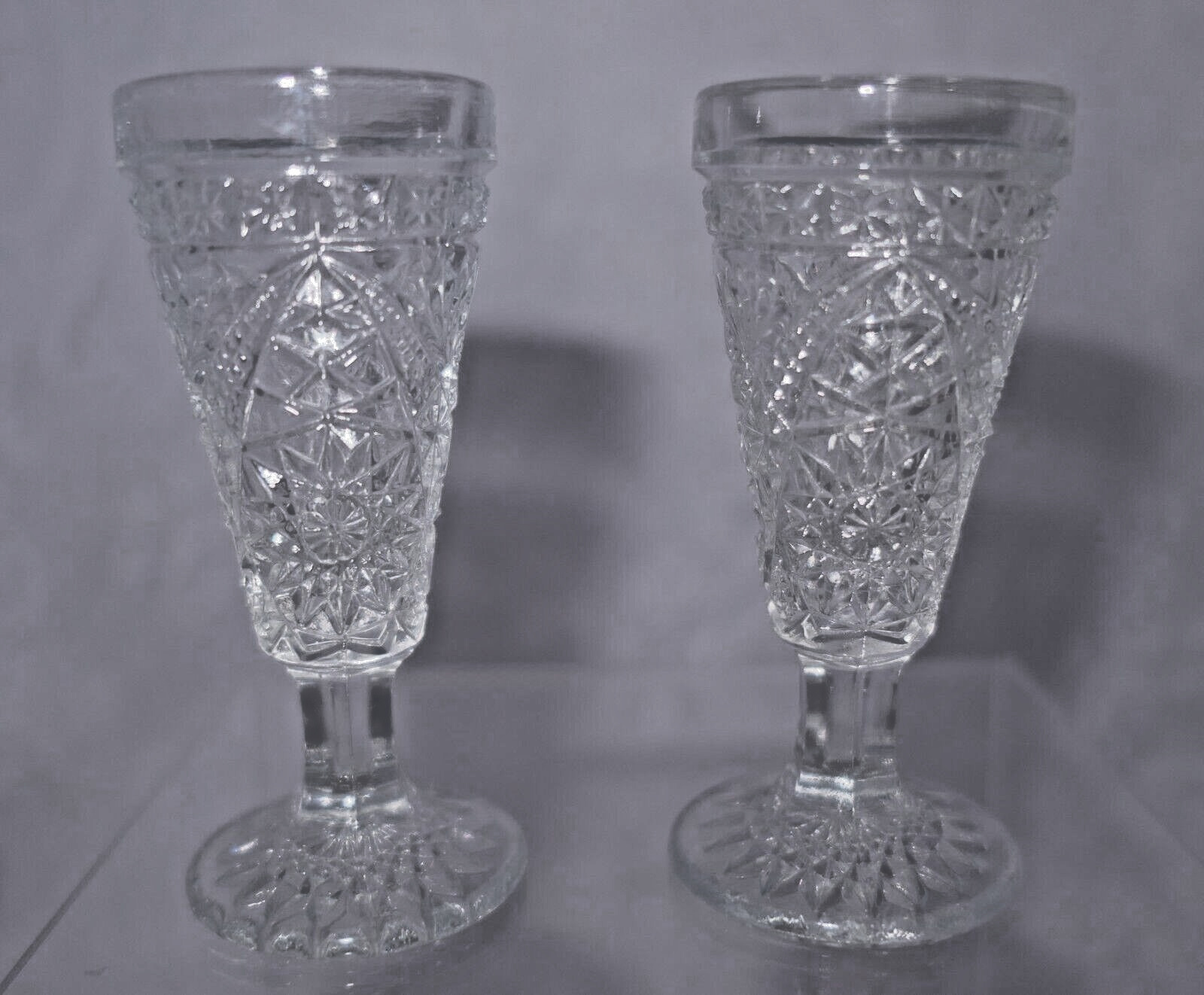 2 VTG Libbey Hobstar Pressed Glass Shot / Cordial Glasses Stem & Fluted Rim