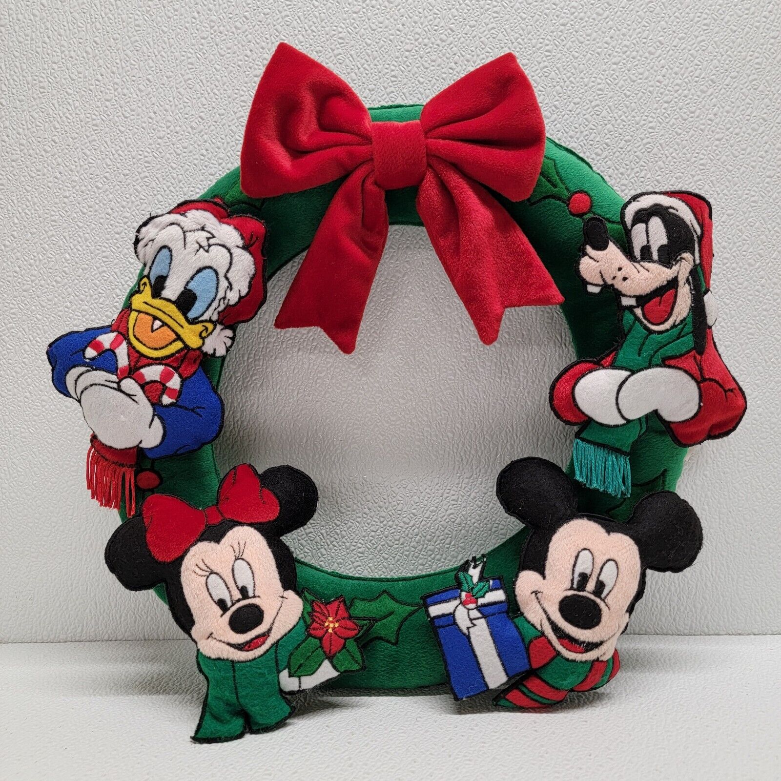 Vintage Disney Christmas Door Hanging Wreath Plush Mickey Minnie Friends 3D