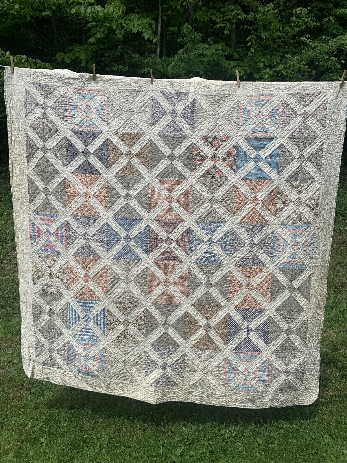 Vintage 1920s to 1940s X Block Hand stitched Hand quilted Quilt