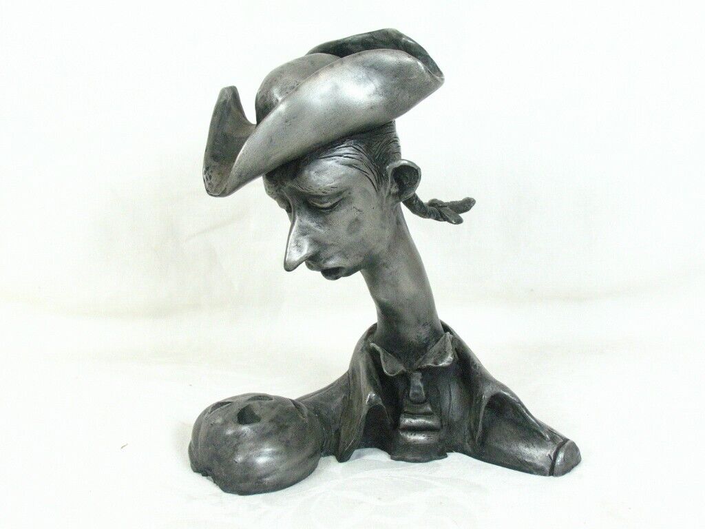 Ichabod Crane w/ Pumpkin Figurine/Sculpture Signed Ltd Edition Signed GVL 7 1/4\
