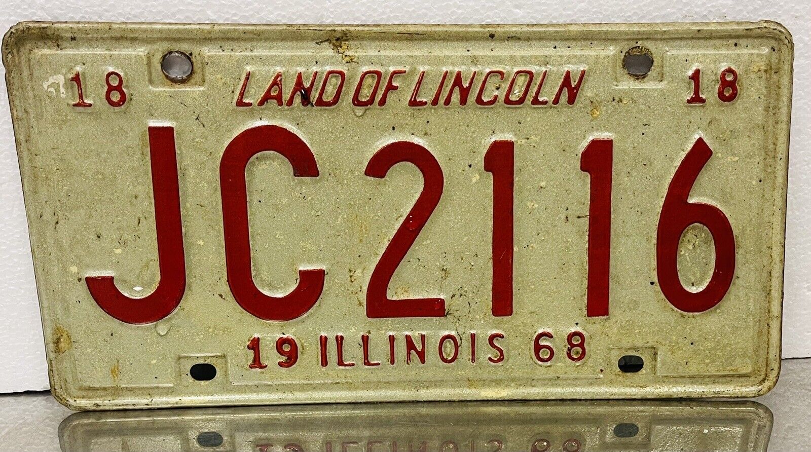 Illinois 1968 VINTAGE License Plate Man Cave Red On White JC2116