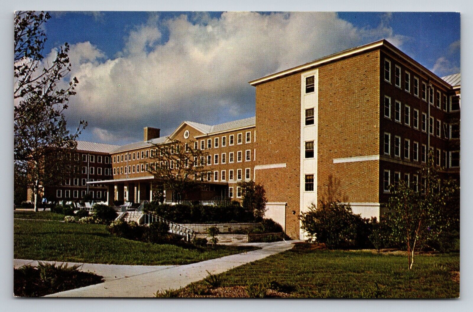 Allen Hall University Of Illinois Champaign-Urbana Vintage Unposted Postcard