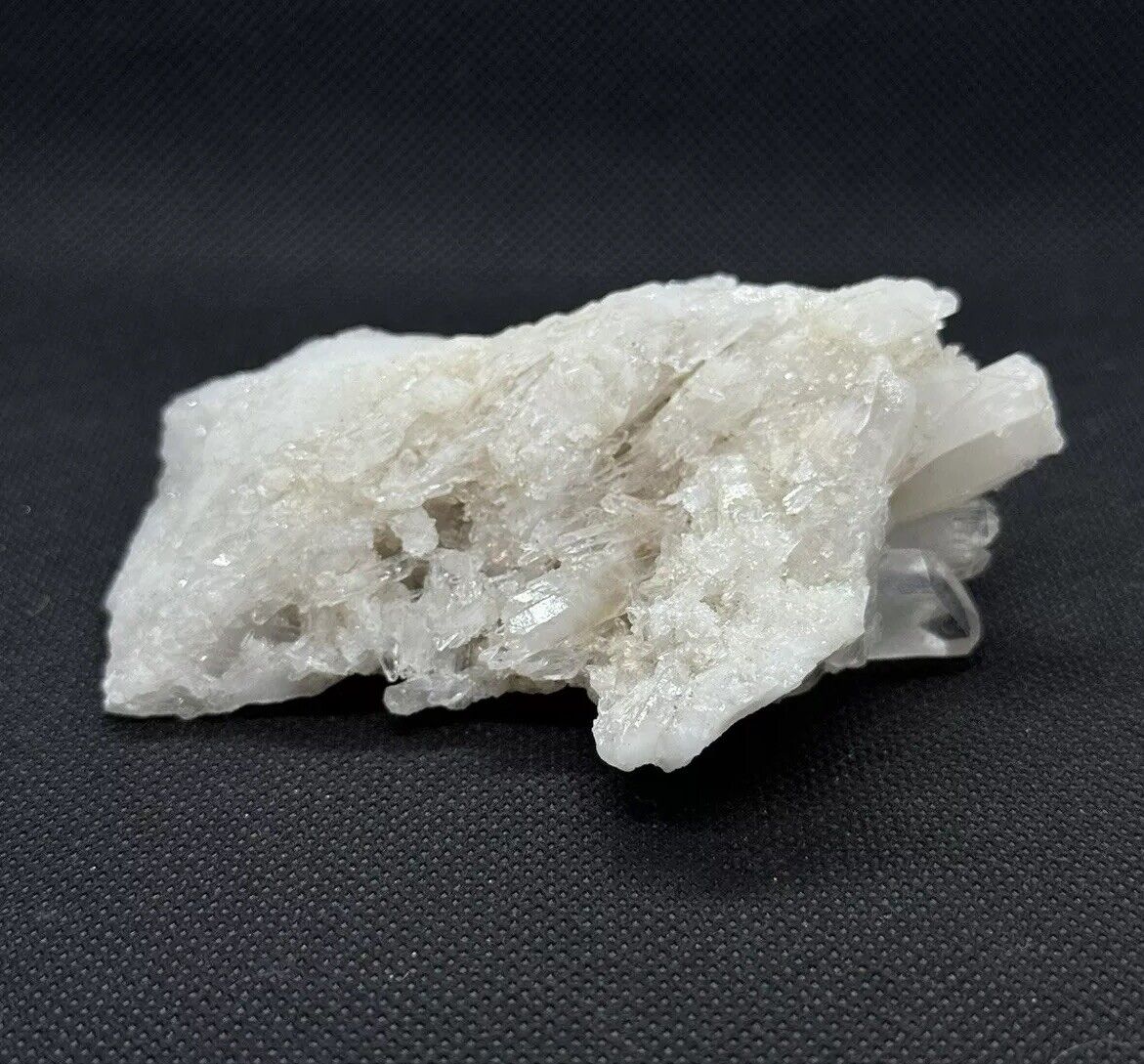 Large Clear Quartz Cluster 168g Clear Quartz Crystal Specimen