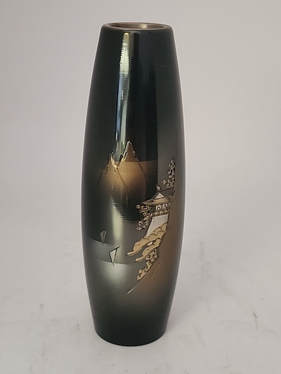 Vintage Fine Arts Japan Black and Gold Vase with Mountain Scene Gold & Silver 3D