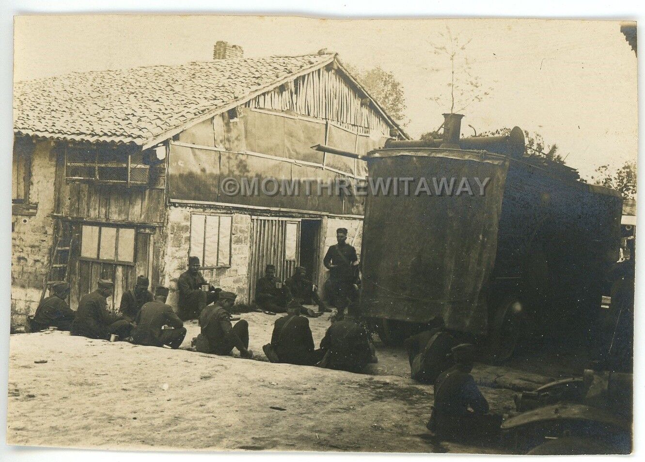 WWI PHOTO FRANCE Military American Soldiers Having Chow World War I