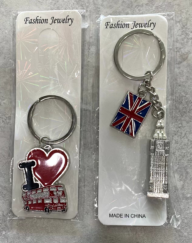 2 Pcs England UK London Keychains, British Souvenir Gift, Metal Key Rings