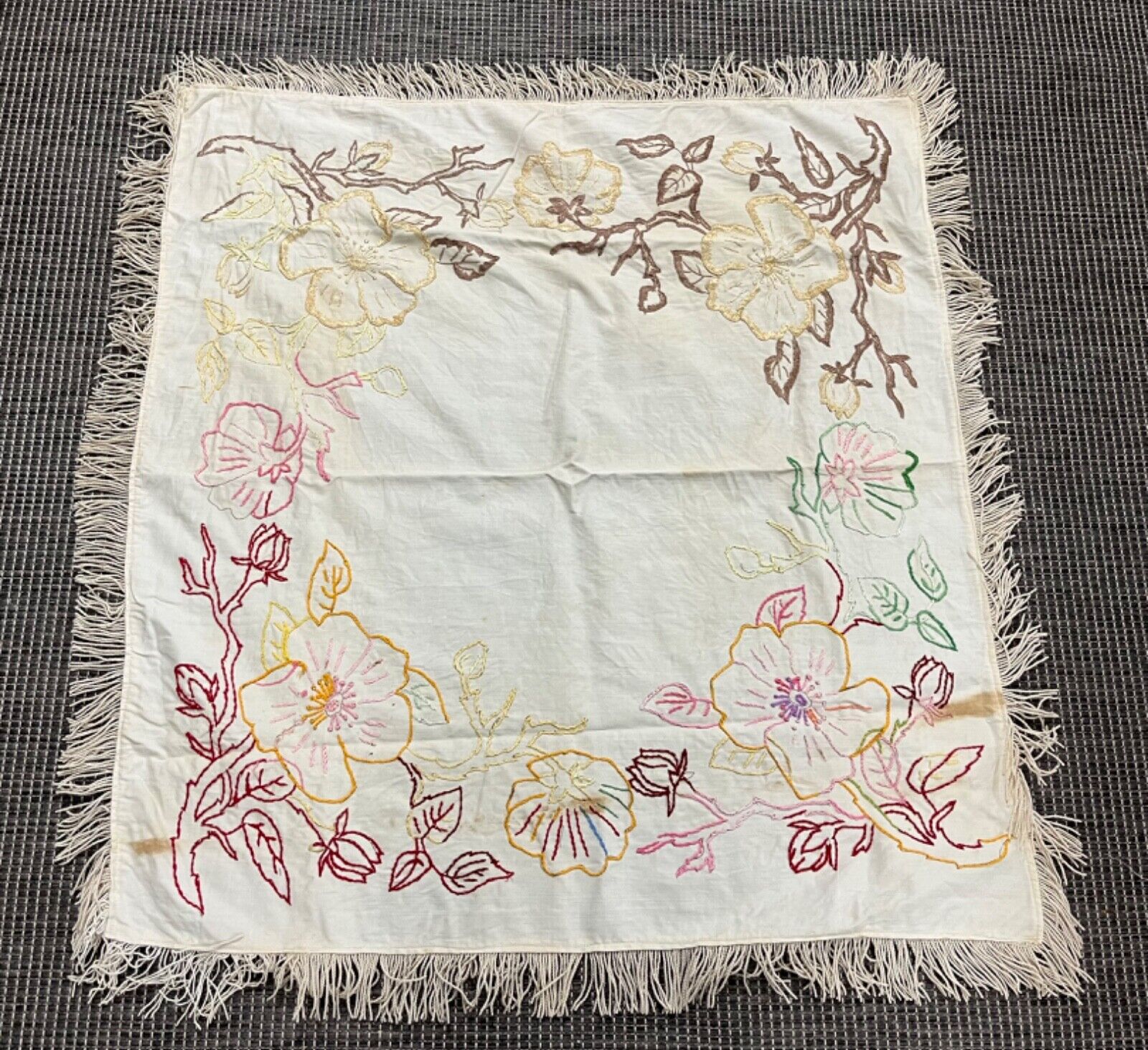 Vintage Embroidered Tablecloth 34”x34” Flower Pattern Fringe Square