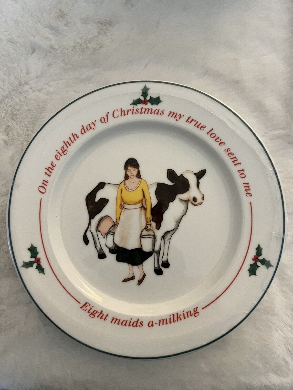 Tuxton On The Eighth day of Christmas milking maid china plate set of 4 NIB