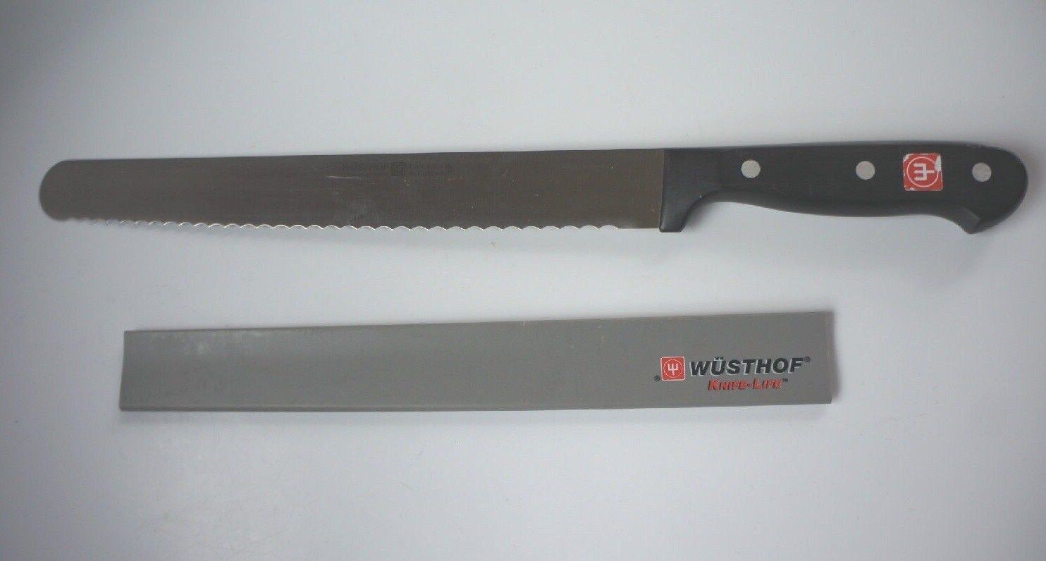 WUSTHOF GOURMET SERRATED EDGE KNIFE 4513/26CM WITH PLASTIC SHEATH