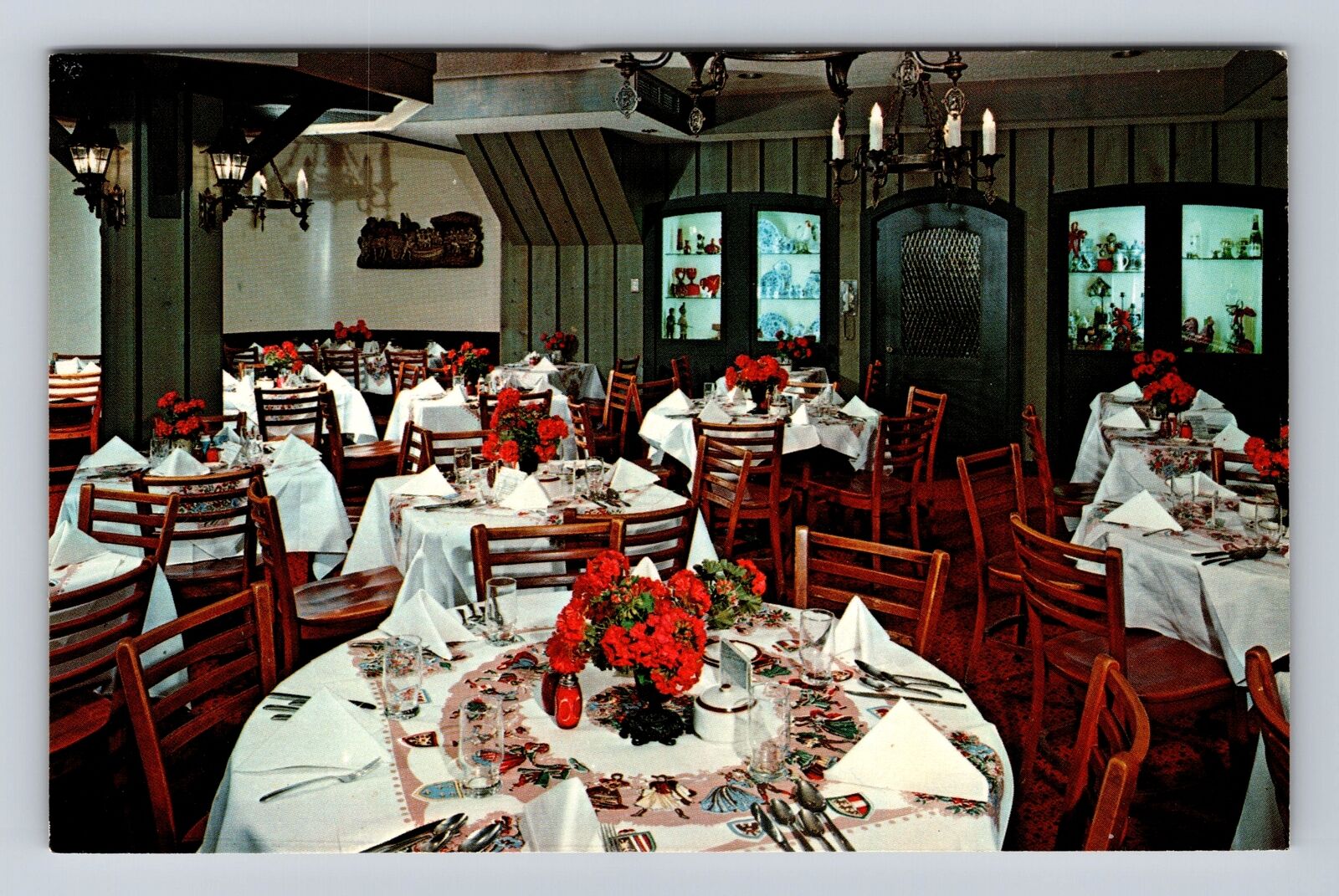 Frankenmuth MI-Michigan, Interior Frankenmuth Bavarian Inn, Vintage Postcard