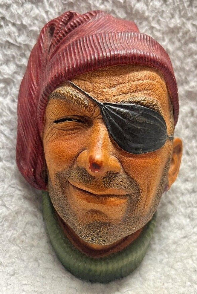VINTAGE PIRATE SMUGGLER BOSSONS CHALKWARE CONGLETON ENGLAND PRE-OWNED