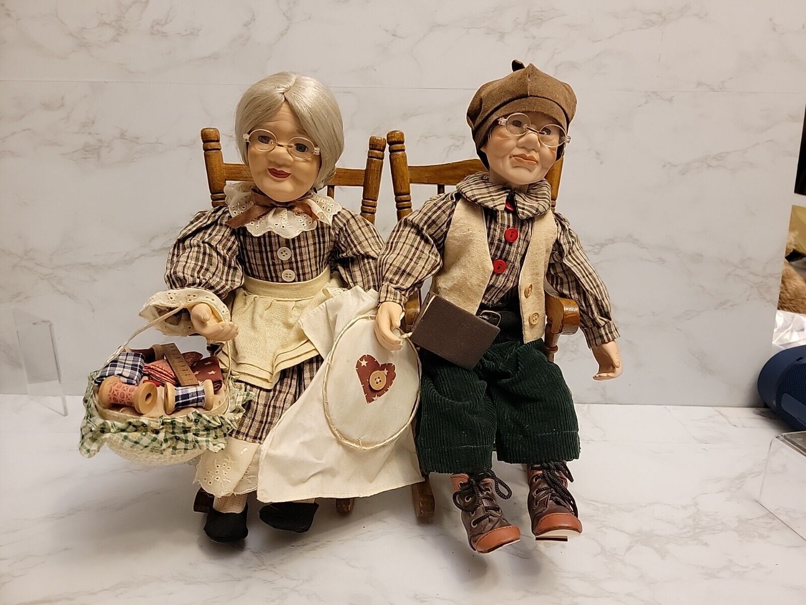 Vintage Grandma And Grandpa Porcelain Dolls In Wooden Rocking Chairs PRISTINE 