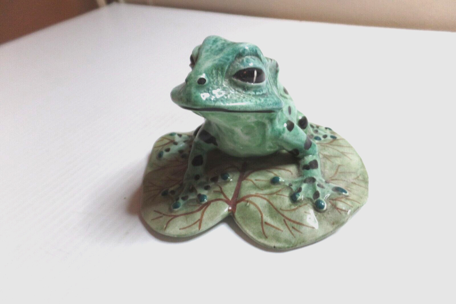 Vintage  Frog On Lily Pad  Figurine Meiselman made in Italy