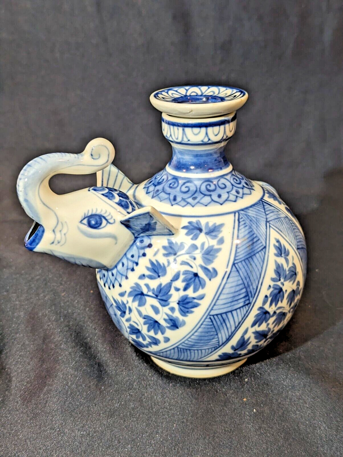 Oriental Blue Elephant Teapot- Soy pot