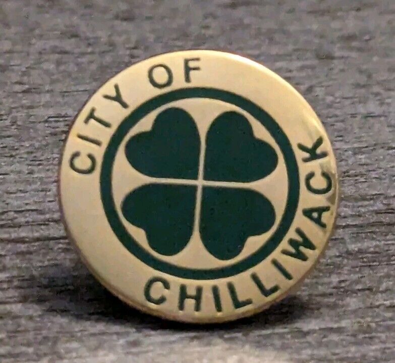 City Of Chilliwack British Columbia BC Canada Green 4-Leag Clover Gold-Tone Pin