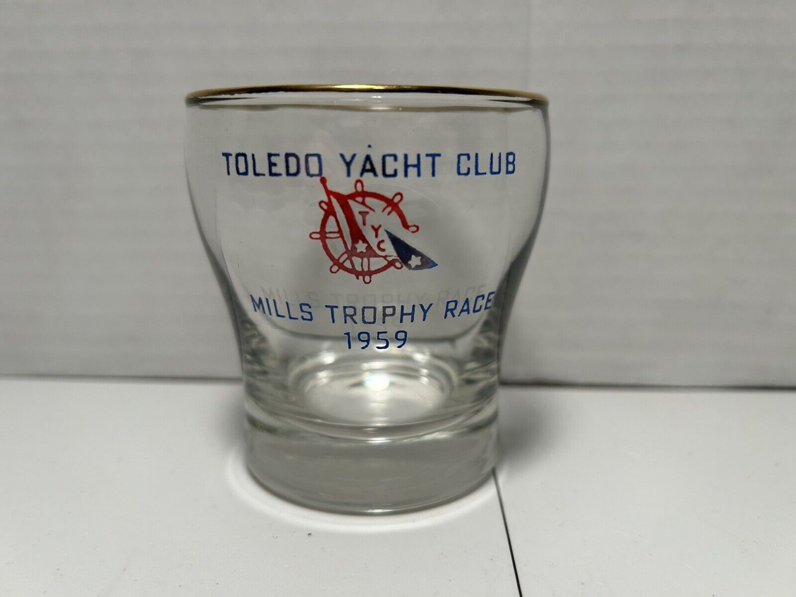 1959 Toledo Yacht Club Mills Race Toledo Ohio Gold Rim 3.25” Glass