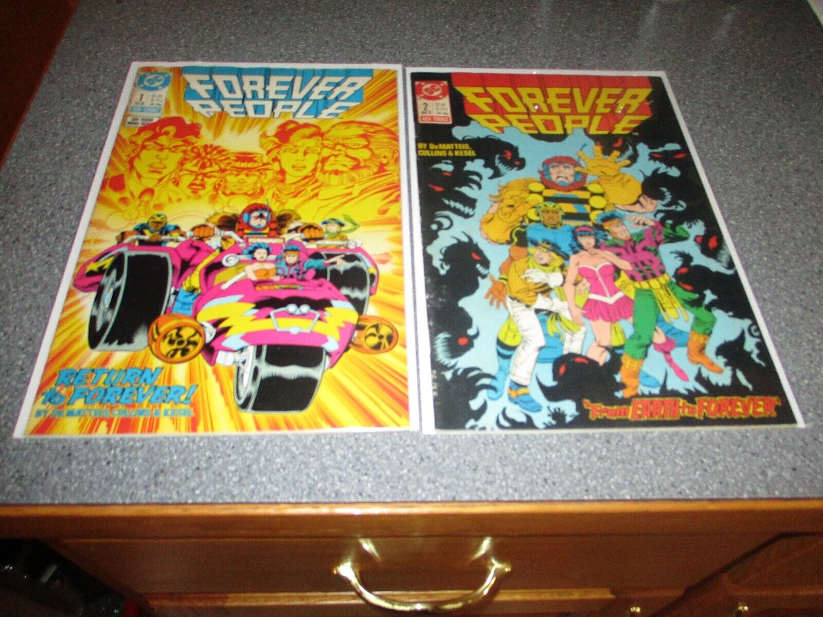 1988 DC COMICS FOREVER PEOPLE ISSUES #1 AND #2