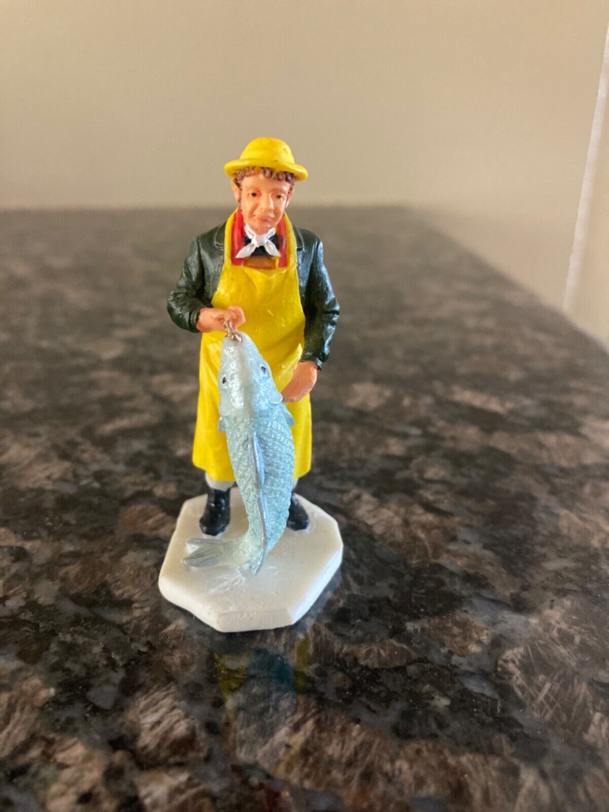 LEMAX Village Collection Fisherman Poly Resin Figure 2001 #12488AM