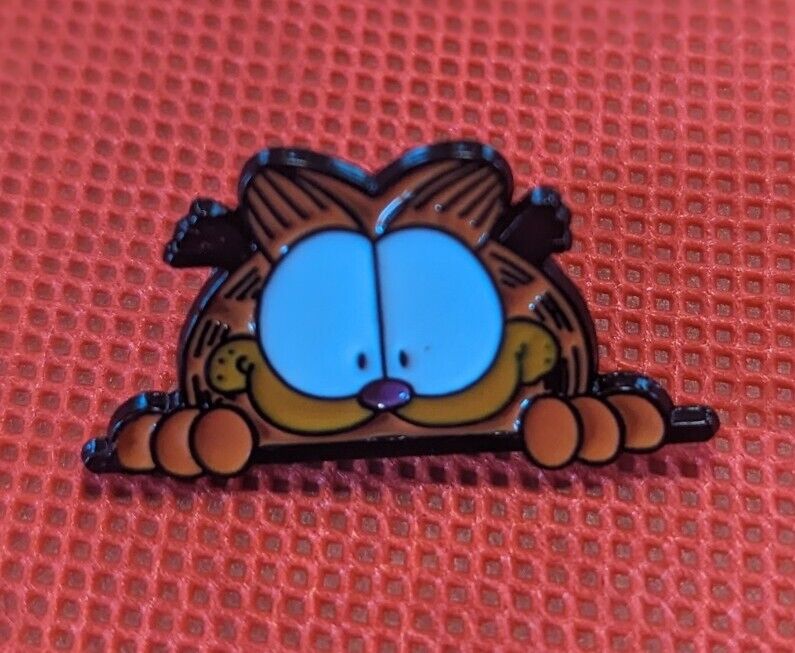 Pin- Cute Garfield Character