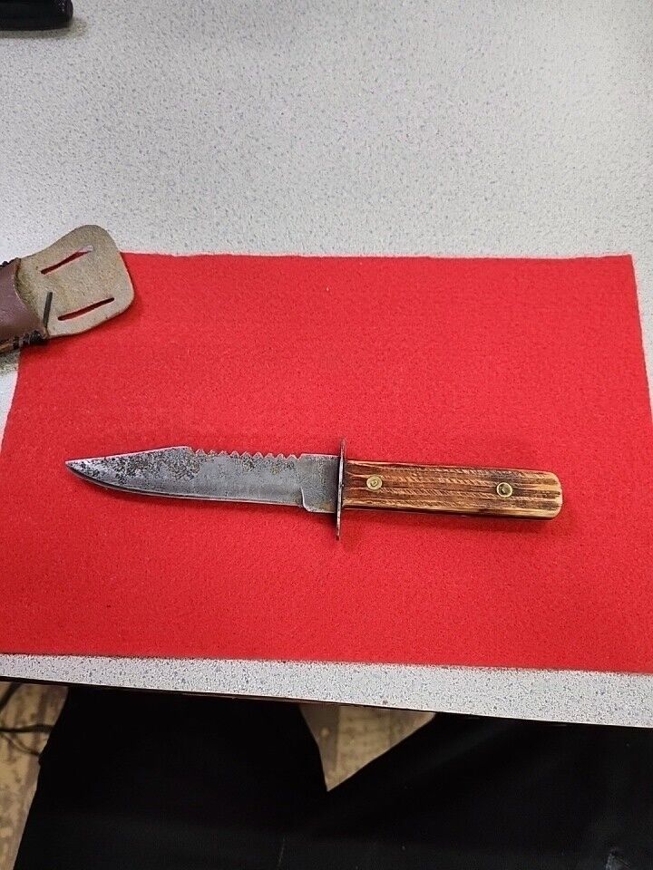 UNIQUE Vintage ZENITH Japan HUNTING KNIFE  sawback