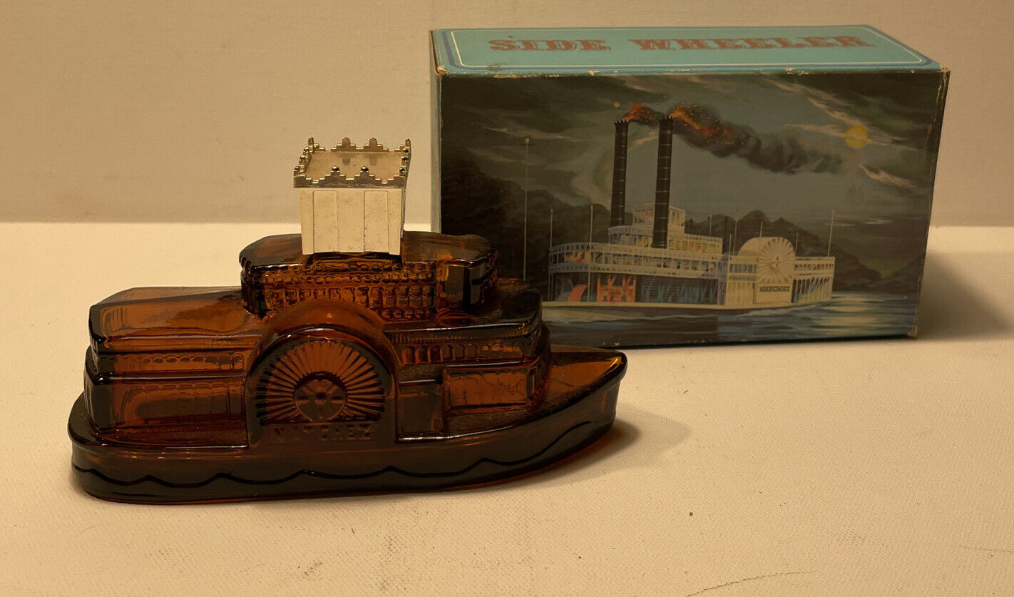 Vintage Avon Fragrance Bottle Collectible Natchez Side Wheeler Steam River Boat