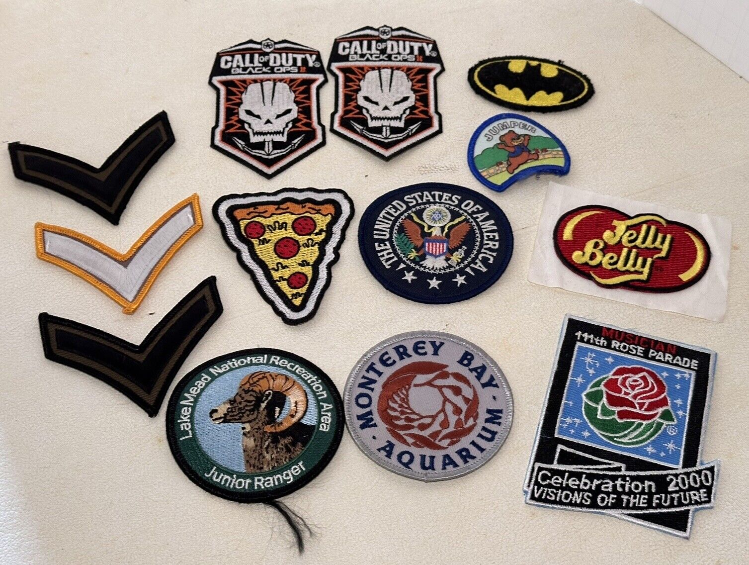13 Pc Lot Iron On/Sew On Patches Chevrons Pizza COD Jelly Belly Batman Lake Mead