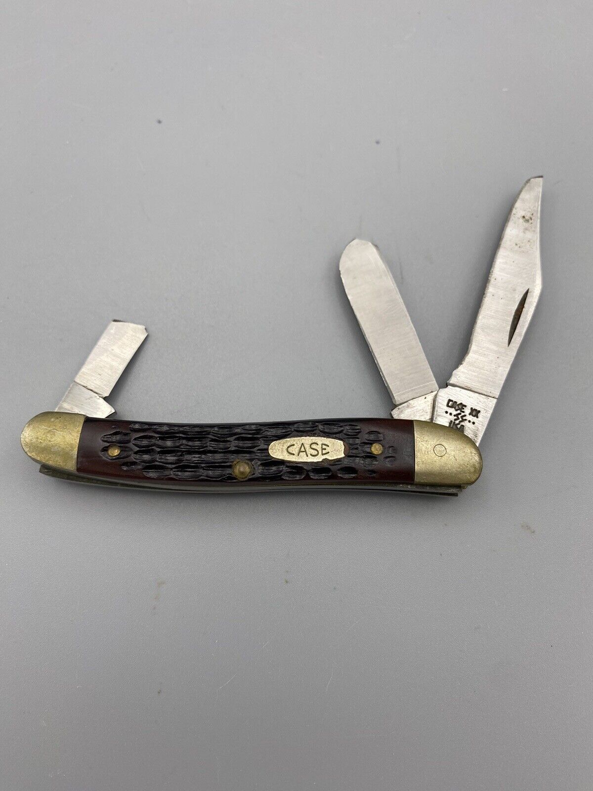 Vintage 1980s Case 63087 SS Classic Stockman Folding Knife - 1 broken blade