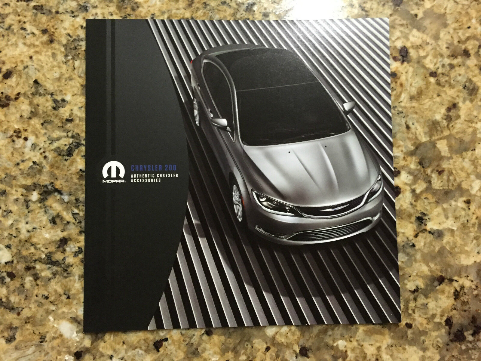 2015 Chrysler 200 Accessories 8-page Original Sales Brochure