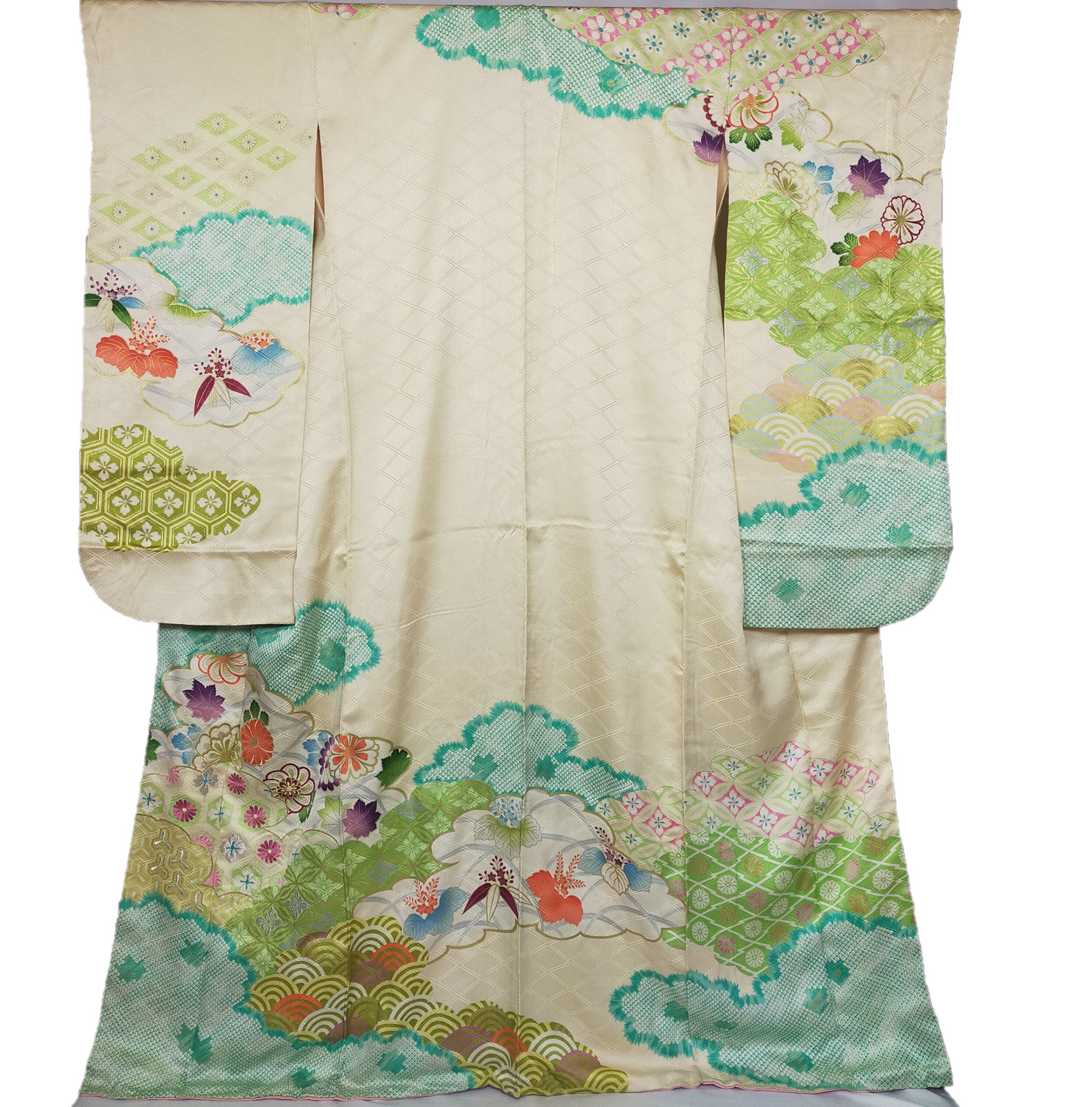 Japanese vintage Kimono Furisode Traditional embroidered Japanese motif  9489