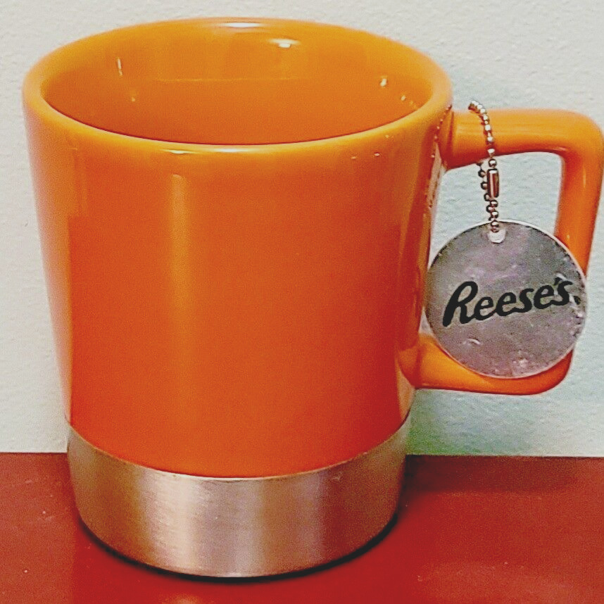 RARE Reese’s Stainless Steel Base Ceramic Coffee / Tea / Ice Cream Mug w/ ID Tag