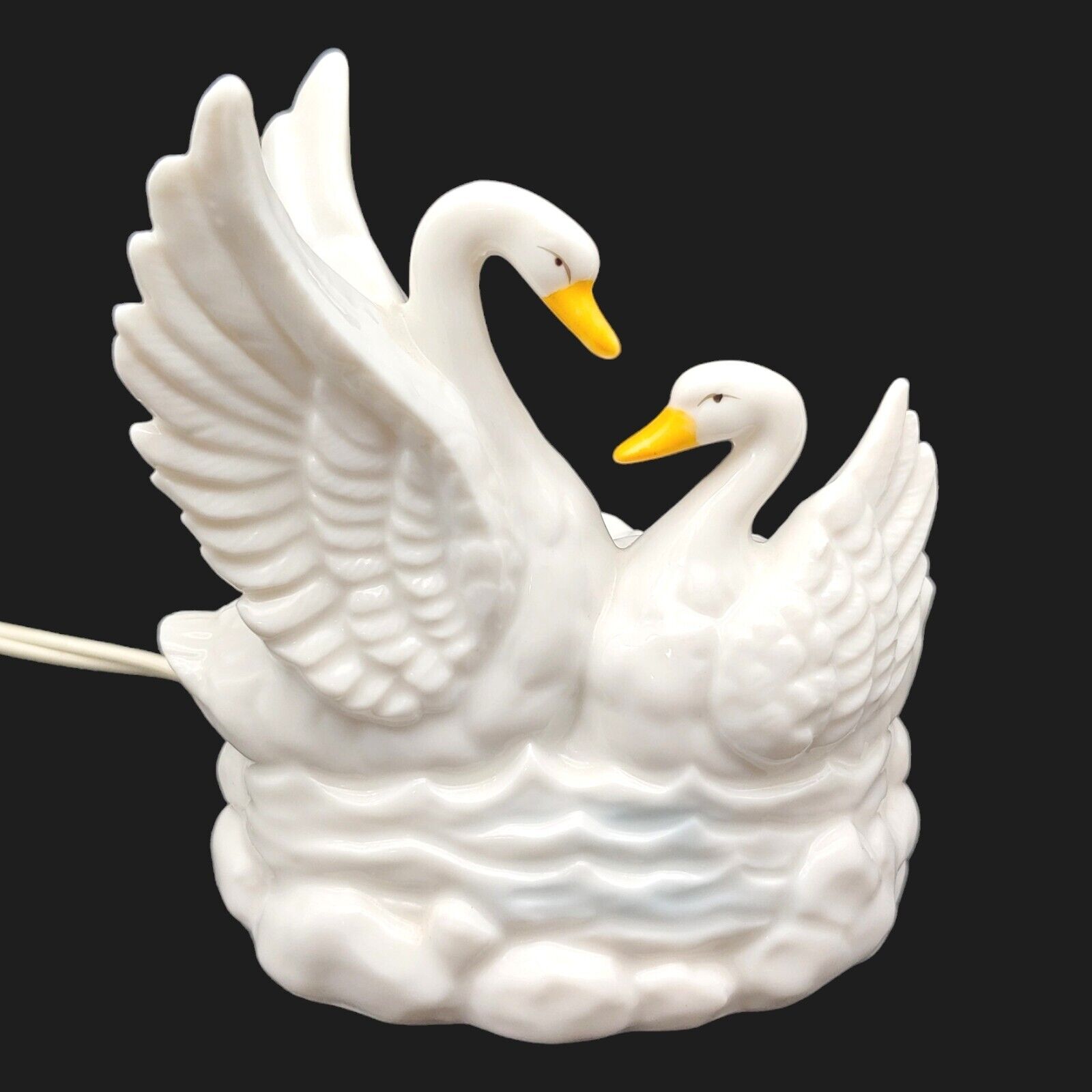 Lefton Swan Figurine Nightlight -  4.5\