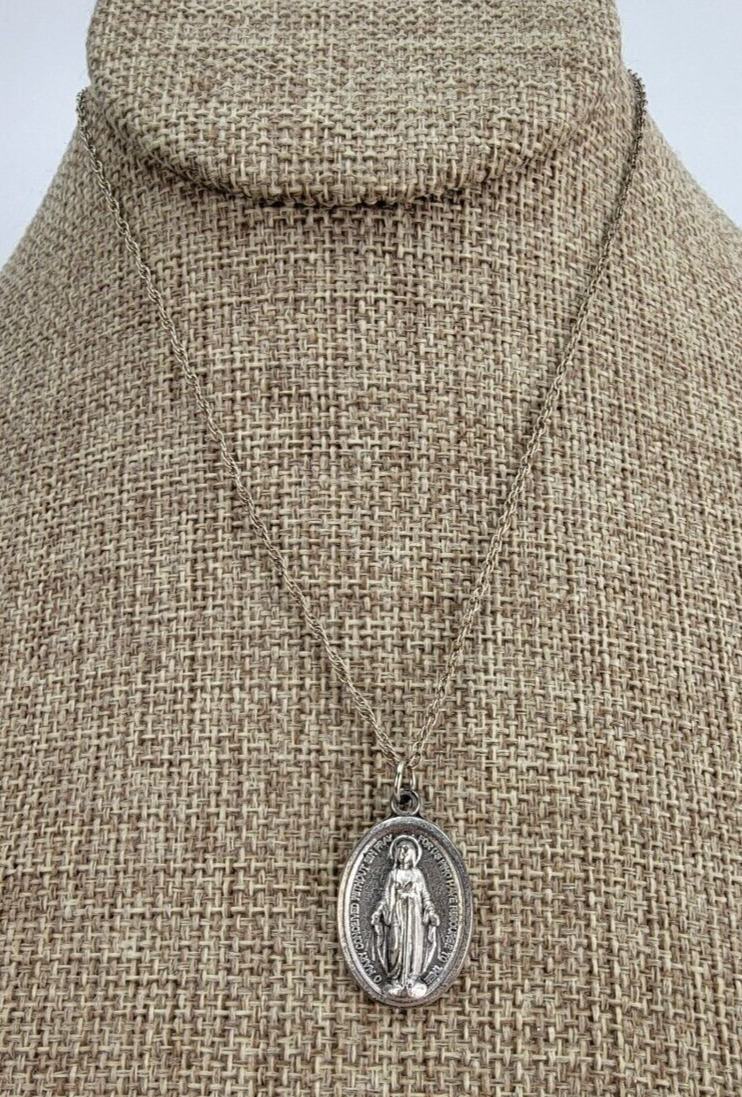Vintage Our Lady Of Lourdes Italian Sterling Silver Necklace 20 in Spring Ring