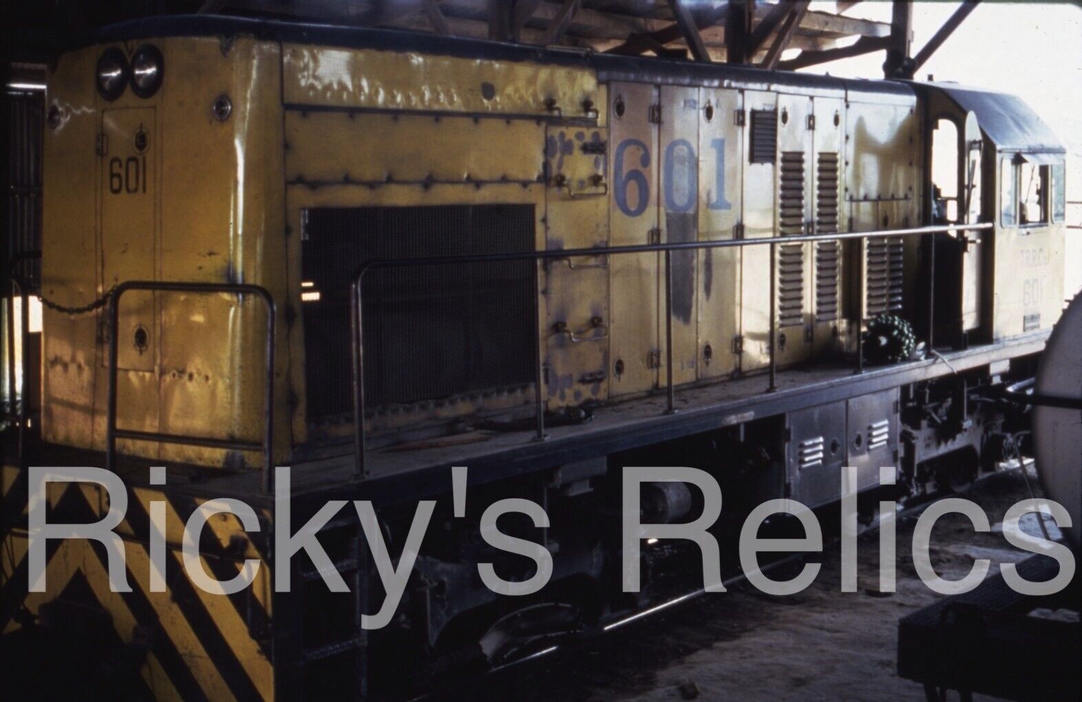 Duplicate Slide TELE RR #601 Diesel Loco 1995 Honduras SHOPS TRR