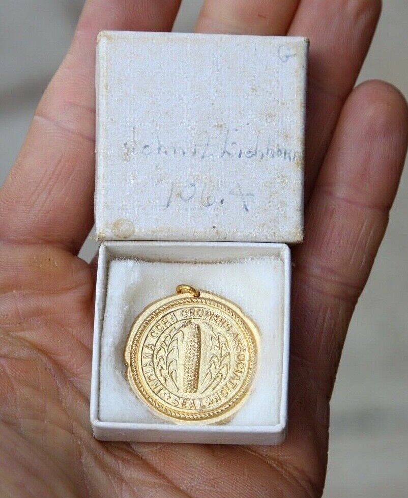 Vintage 1937 100 Bushel Corn Club Gold Pendant Award Seed Feed Badge Farm Medal