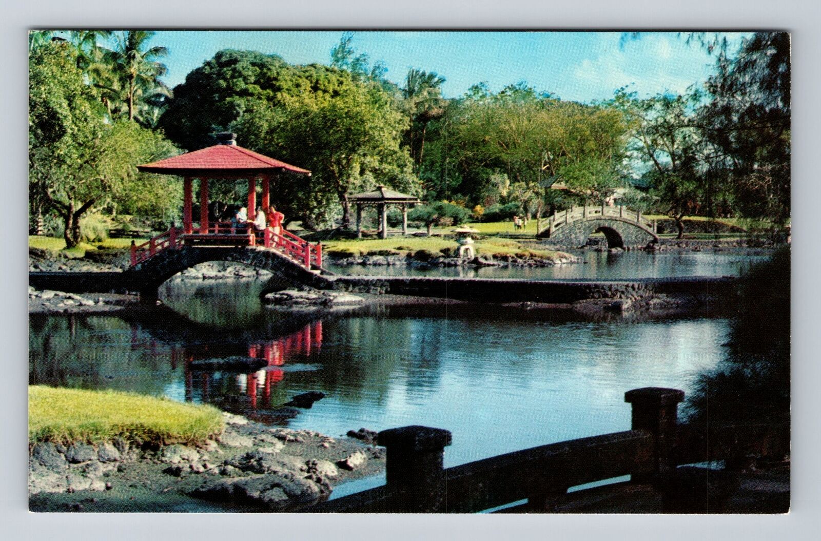 Hilo HI-Hawaii, Liliuokalani Park, Pavilion Bridge, Lake, Vintage Postcard
