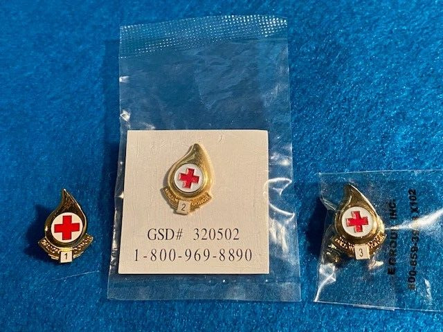 Red Cross Gallon Donation Pins 1, 2, 3 Gallon Lapel 1980's- new nvr worn