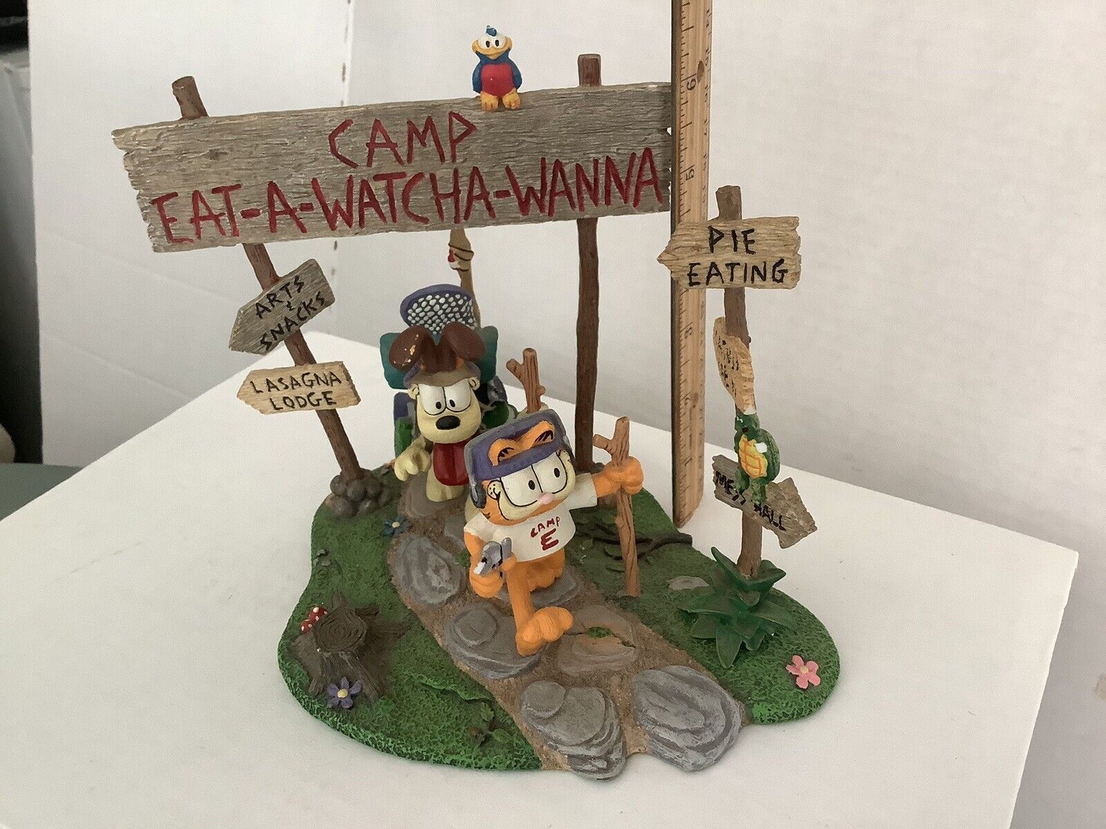 Garfield Camp Eat-A-Watcha-Wanna by Danbury Mint Figure