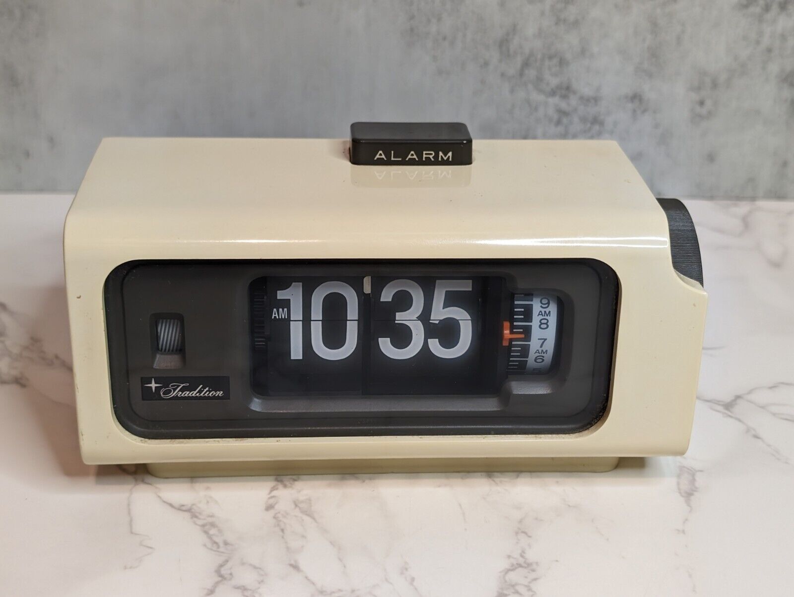 Vintage Sears Tradition Flip Number Alarm Clock Japan Model 47138