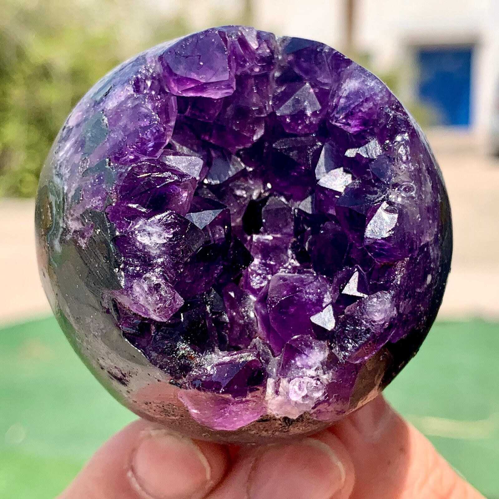 199G  Natural Uruguayan Amethyst Quartz crystal open smile ball therapy