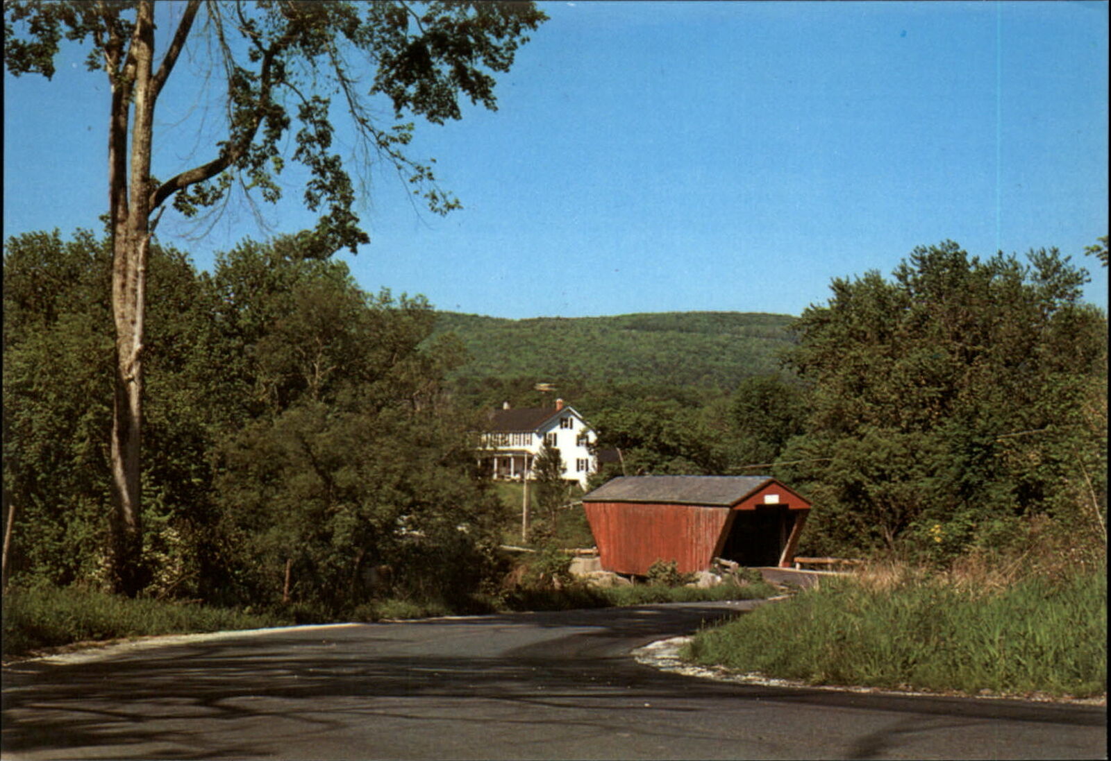 Cooley Bridge Otter Creek Pittsford Vermont ~ postcard  sku183