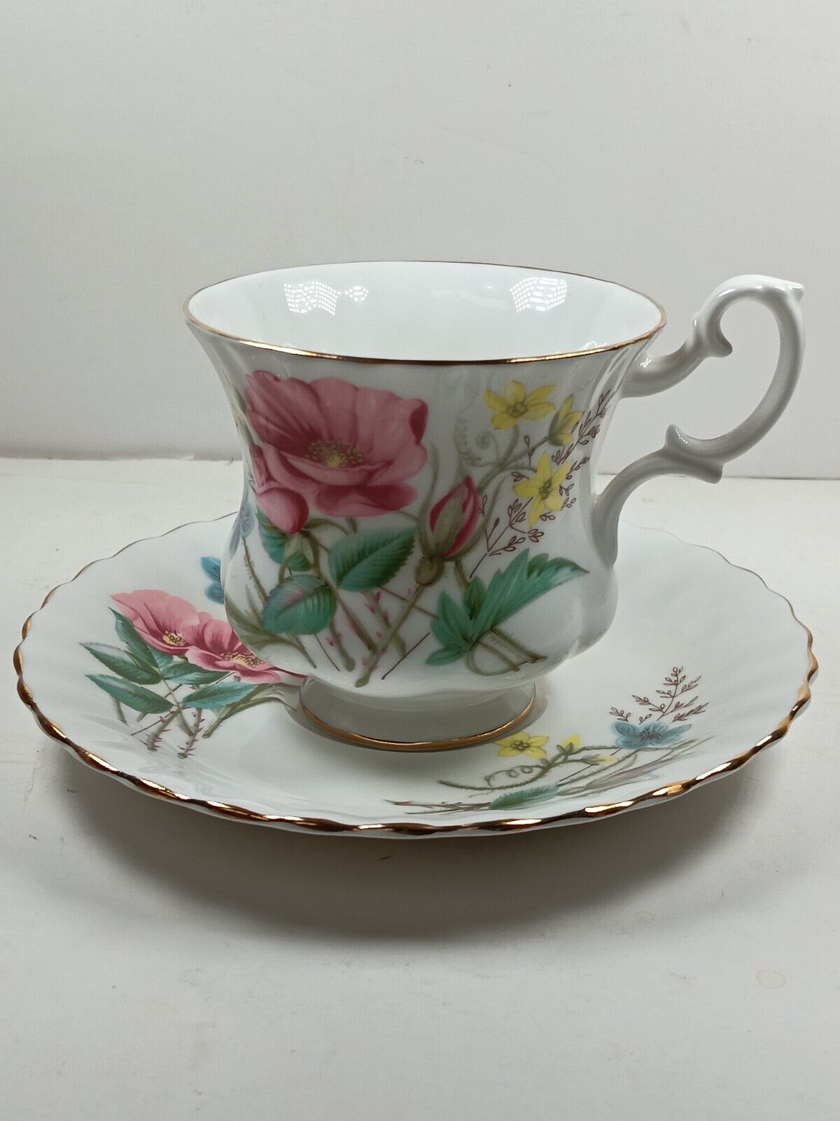 Vintage Royal Albert Tea Cup Saucer Floral Fine Bone China England Mid Century