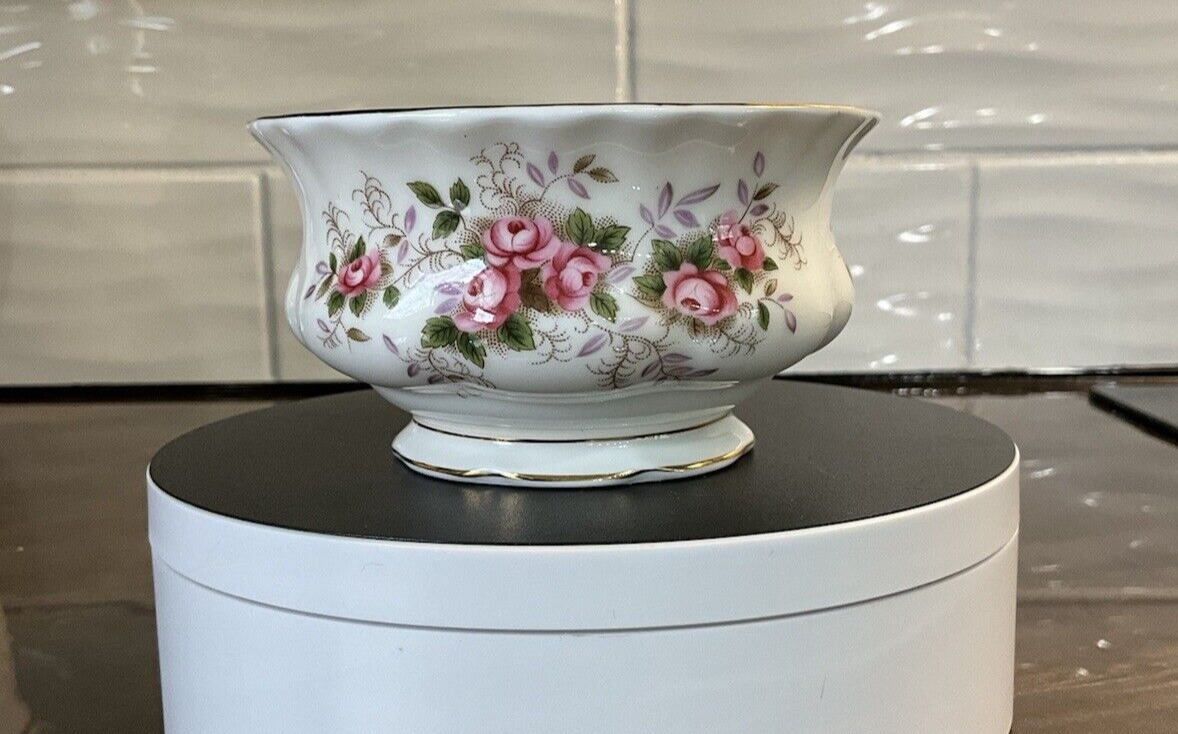 Authentic Royal Albert Lavender Rose Open Sugar Bowl 1England 1961 to 2009 VIDEO