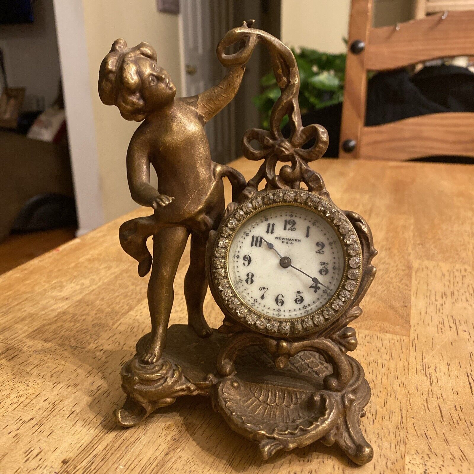 Antique New Haven Clock Cherub Figural Desk Clock Rhinestones Art Nouveau No Key