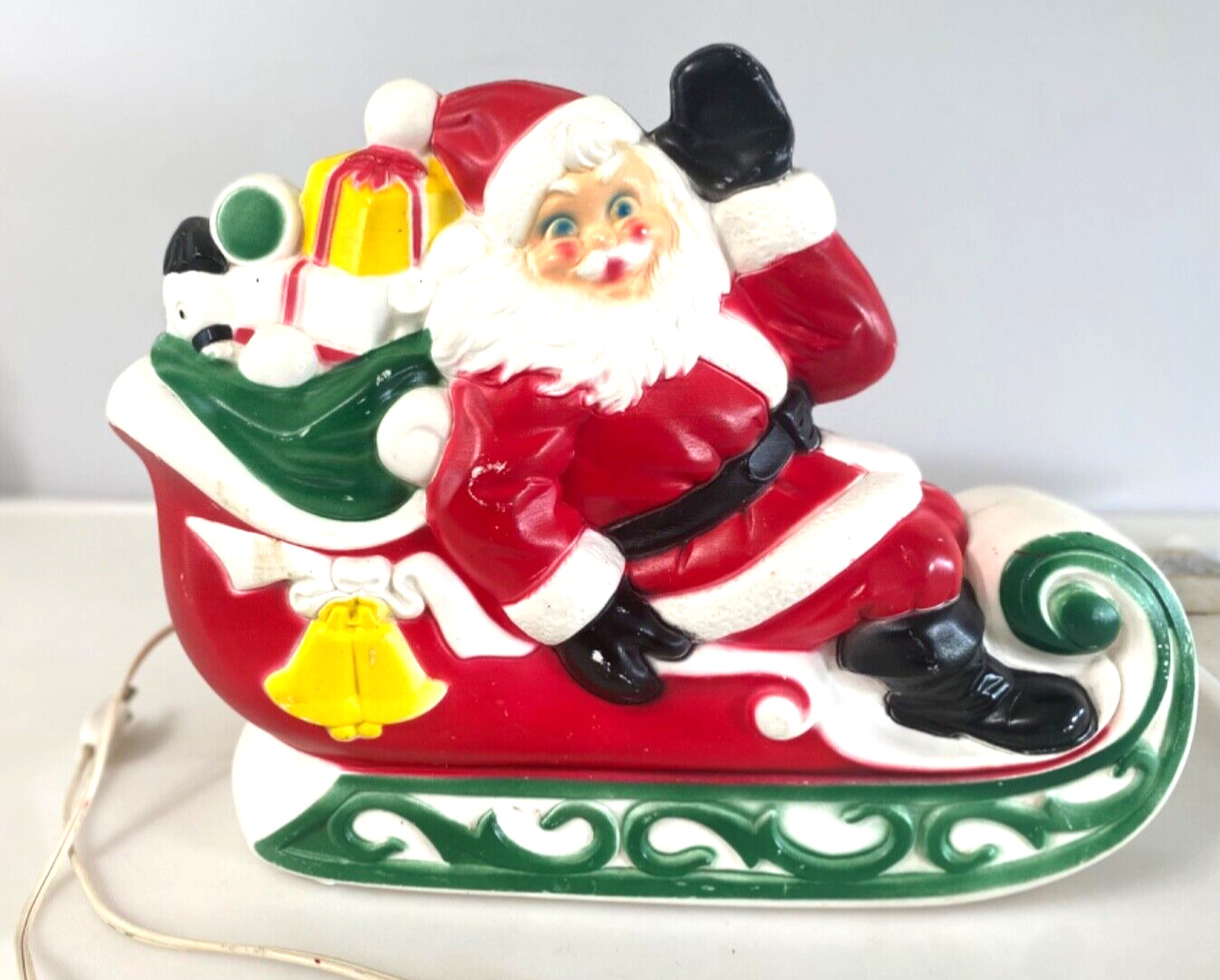 Vintage Empire 1970’s Lighted Santa In Sleigh Illuminated Blown Mold Christmas