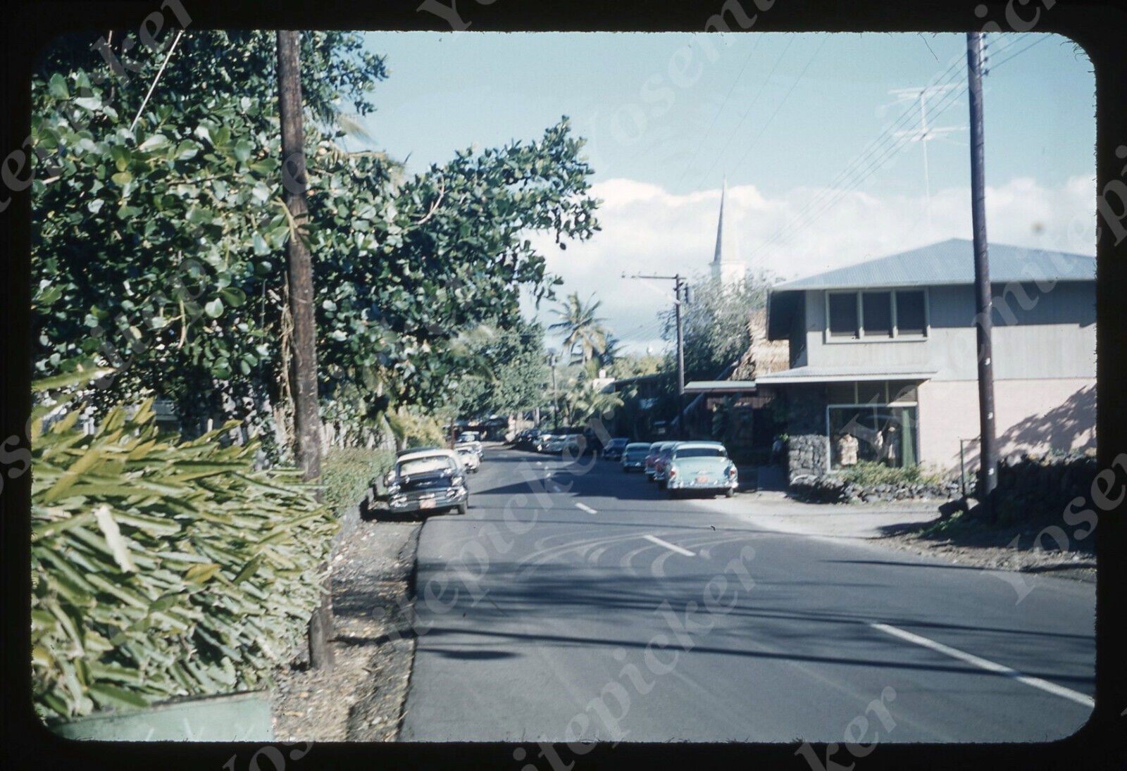 sl77 Original slide 1950\'s Red Kodachrome Hawaii Kona Main St 196a