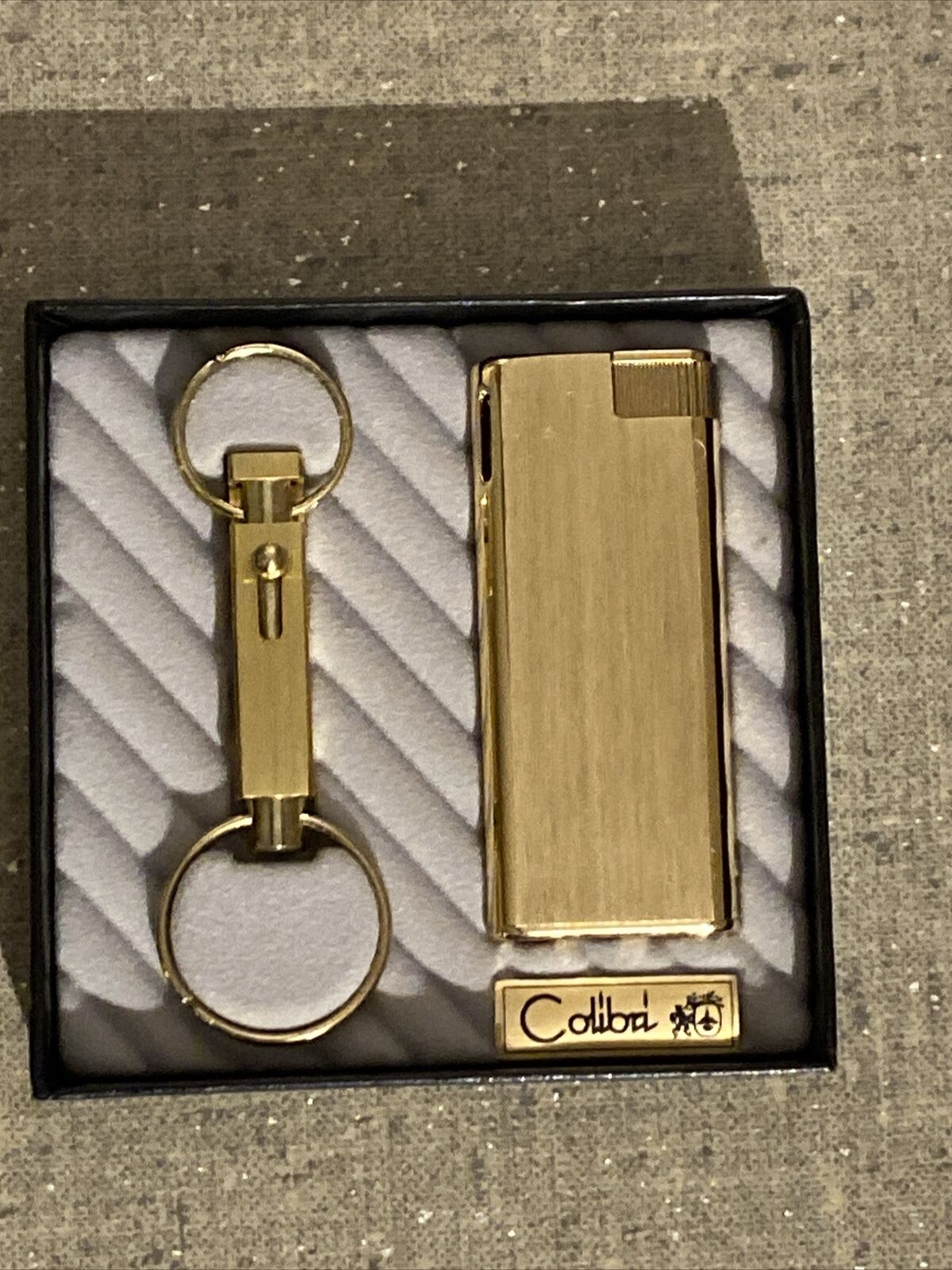 Vintage Colibri Gold Tone Lighter With Detachable Key Ring  Set #125613-24 New